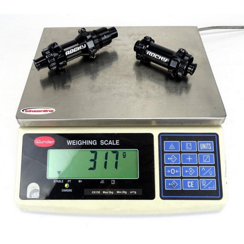 ROCKY - Pair of ROCKY SP road hubs Center lock...