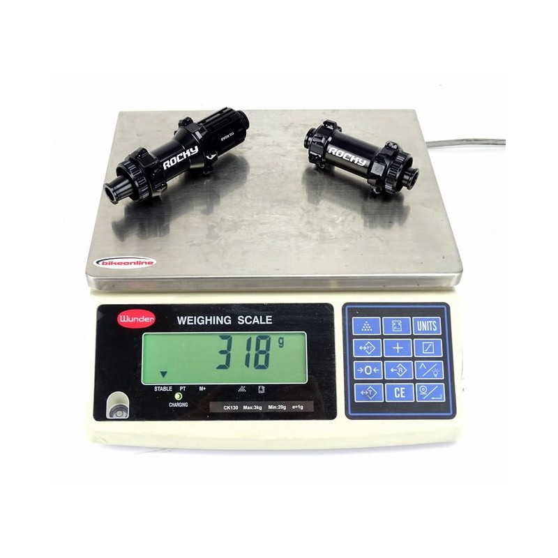 ROCKY - Pair of ROCKY SP road hubs Center lock...