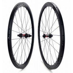 Ruote carbonio ROCKYROAD 38T DISC TUBOLARE / DT Swiss 240 EXP SP CENTER LOCK da 1.220g