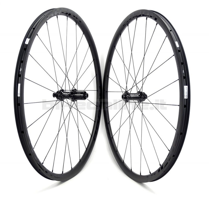 Ruote Carbonio strada ROCKYROAD 25C DISC COPERTONCINO / ROCKY SP Road Straightpull Center Lock 1.095g