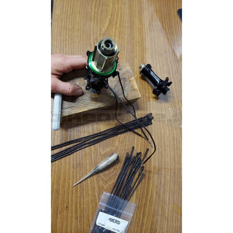 Ruote carbonio ROCKYROAD 25C DISC COPERTONCINO BERD / Carbon-Ti X-HUB SP Center Lock DISC 990g