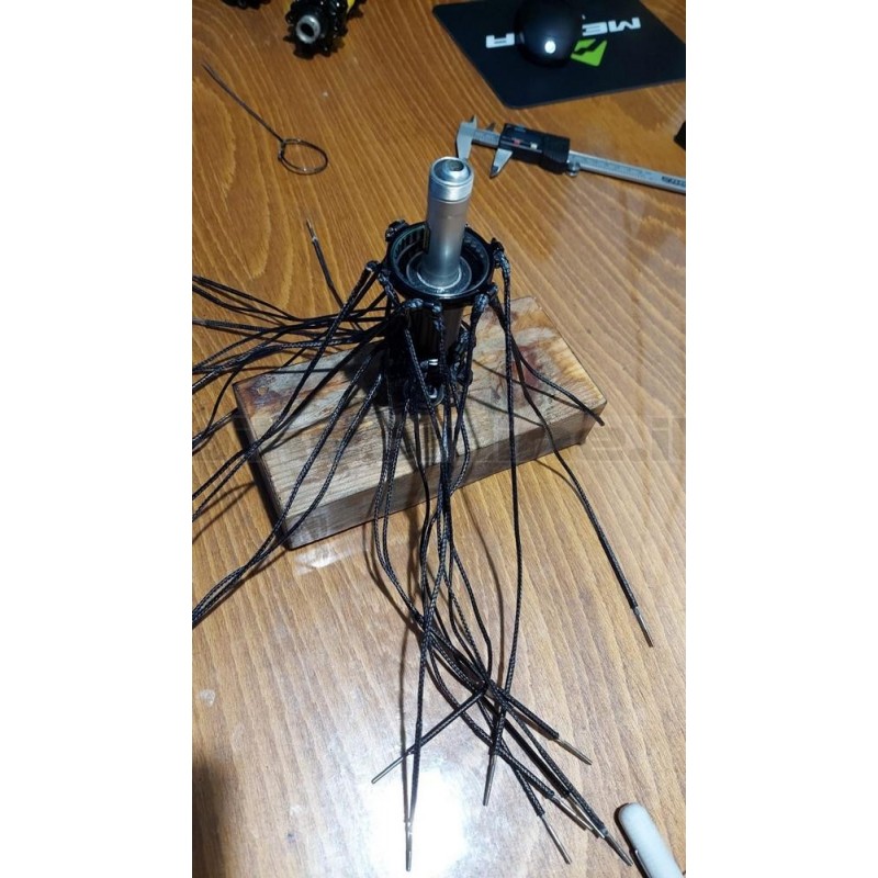 Ruote carbonio ROCKYROAD 25C DISC COPERTONCINO BERD / Carbon-Ti X-HUB SP Center Lock DISC 990g