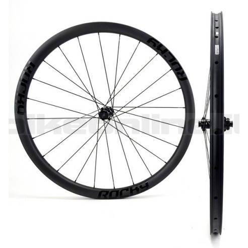 Ruote Carbonio strada ROCKYROAD 39C DISC BERD / ROCKY SP Road Straightpull Center Lock 1.175g