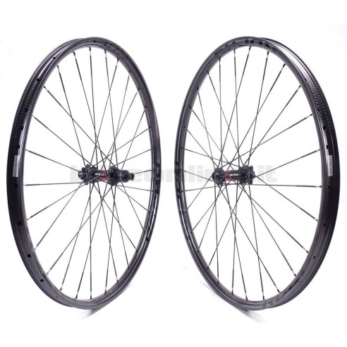 ROCKY KOM 27C BERD 29er / DT SWISS 240 EXP SP 6 HOLES carbon wheelset 1.030g