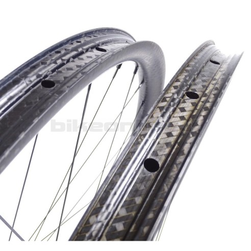 Carbonio MTB Wheels / Extralite Hyper3 Carbon MTB wheels 1.110g