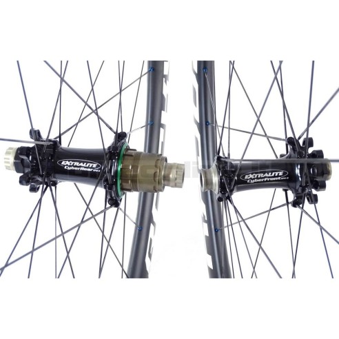 ROCKYROAD 50C DISC CLINCHER / Extralite Cyber SPD-3 DISC carbon wheelset 1.185g