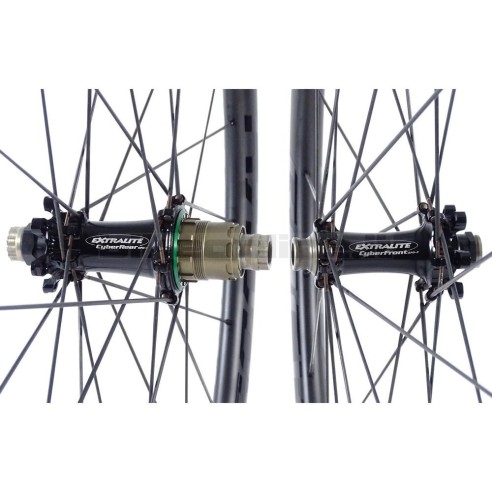 ROCKYROAD 30C DISC CLINCHER / Extralite Cyber SPD-3 DISC carbon wheelset 1.085g