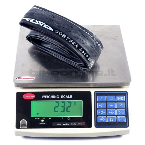 Tufo COMTURA AERO superlight tire 700x28C 230g_weight on the scale