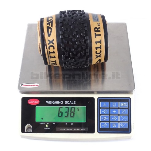 Tufo - XC12 TR SG - 29 × 2.35" tan wall MTB tire 638g_WEIGHT ON THE SCALE