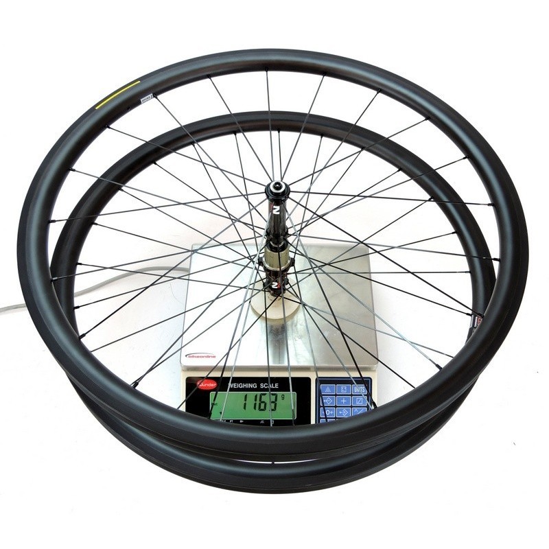 Ruote strada carbon ROADLITE CARBON 33x26 TUBULAR / NOVATEC SP CARBON 1.165g