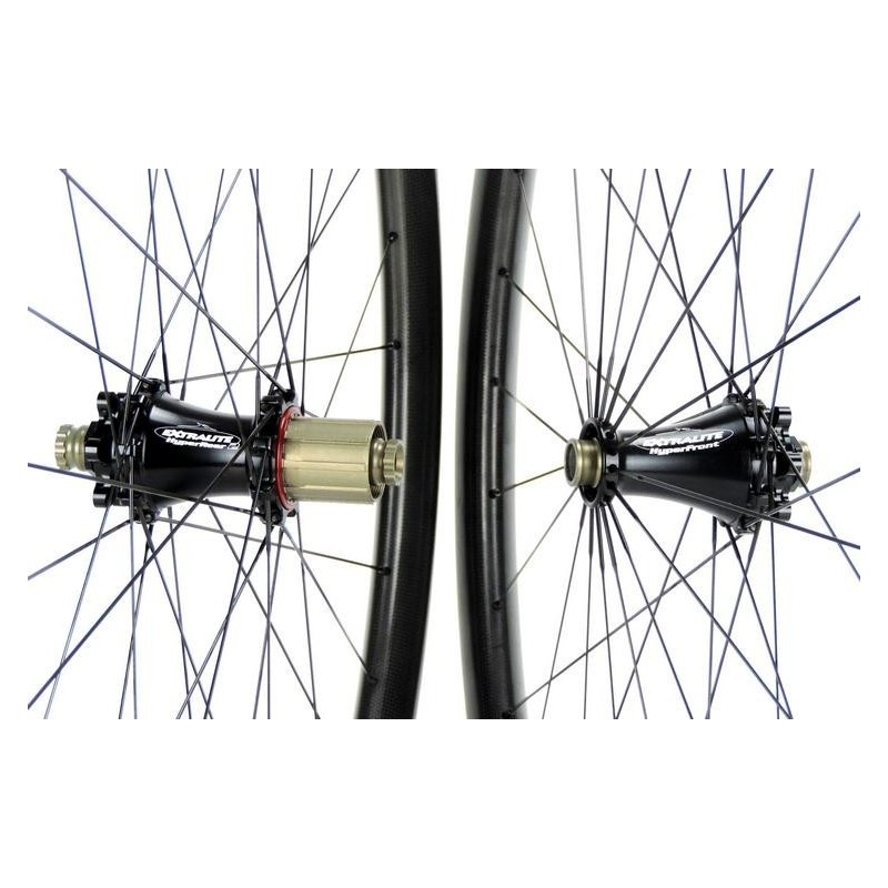 Ruote MTB carbonio WR Compositi XC28 32mm 29ER / Extralite HyperHubs da 1.210g