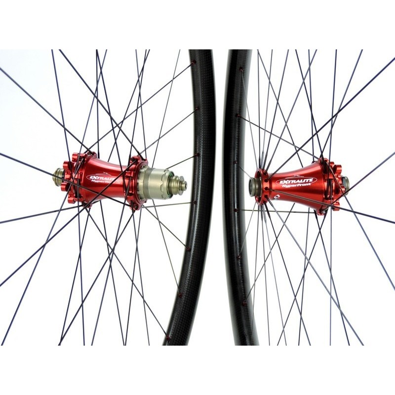 Ruote MTB carbonio WR Compositi XC28 32mm 29ER / Extralite HyperHubs da 1.210g