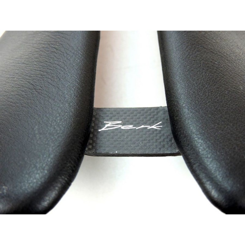 Berk - Sella Lupina full carbon rivestita in pelle da 90g