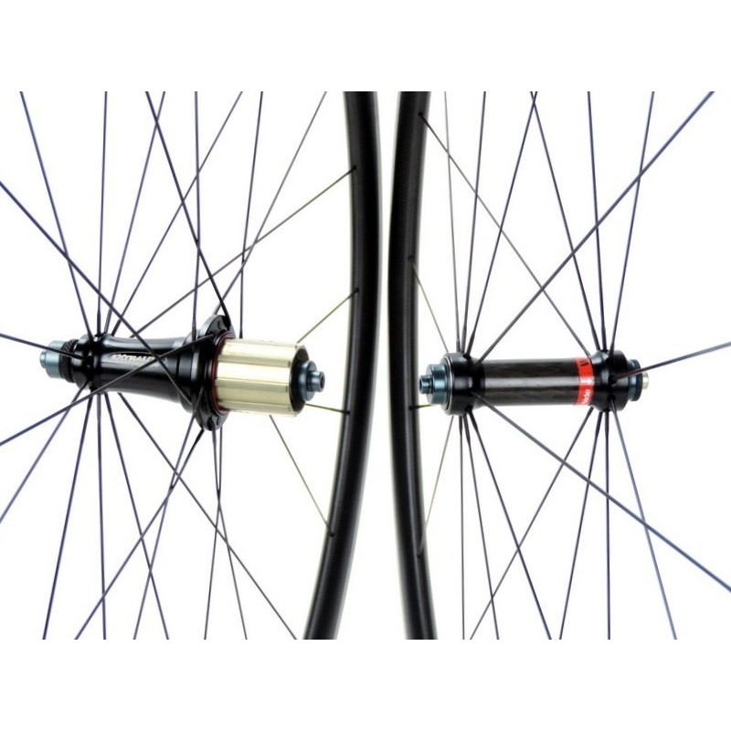 Wr compositi T26 Alpha / Extralite MRC01 carbon road wheelset 850g