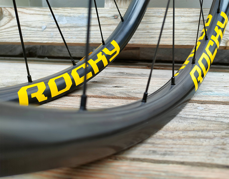 ROCKY KOM carbon rims represent the evolution of our range and take advantage of the latest production technologies and the finest materials.